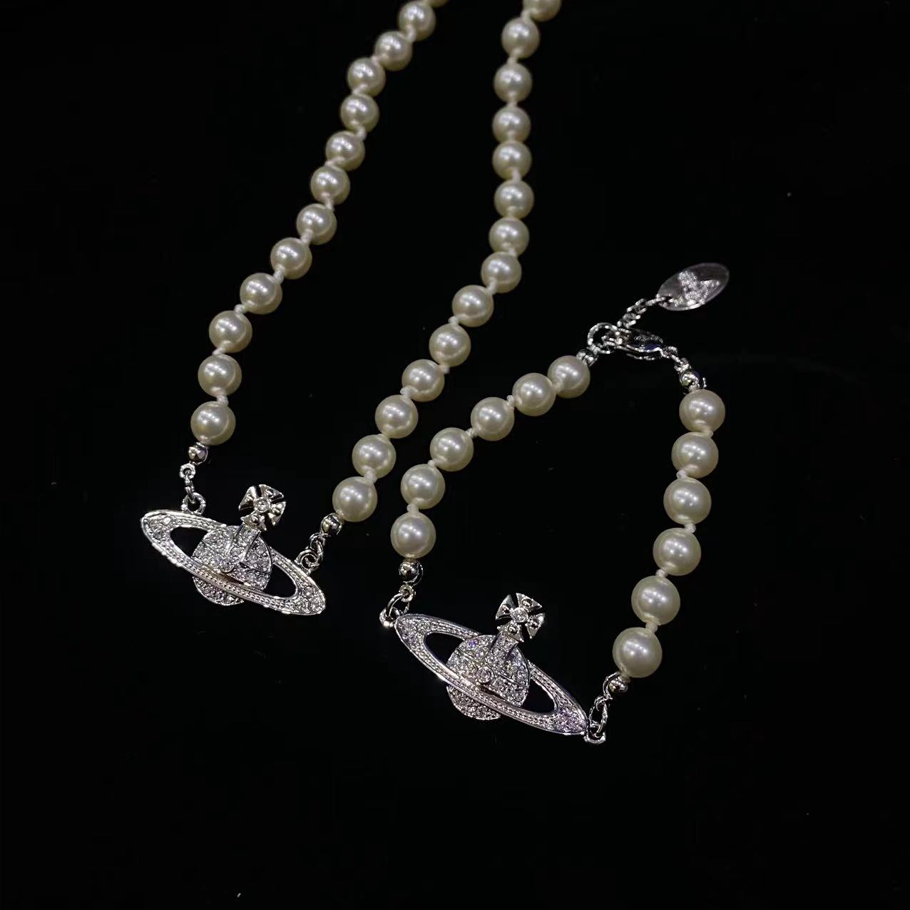 145 RMB Bracelet /  Necklace 165 RMB