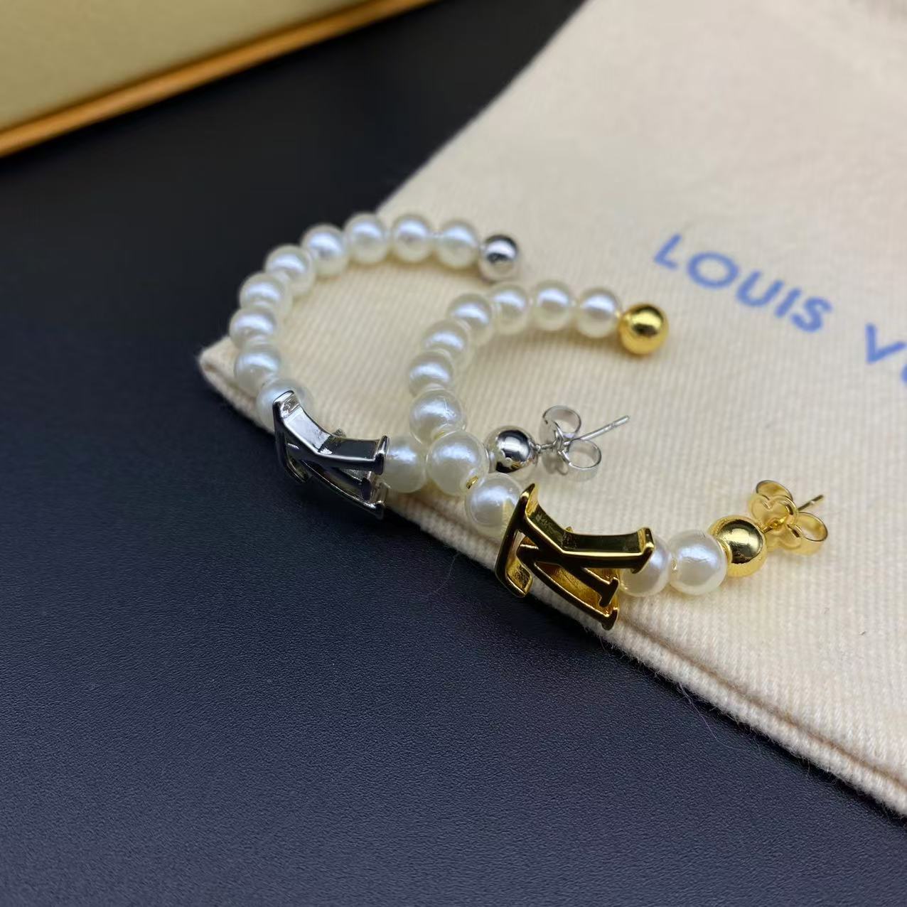 118 RMB